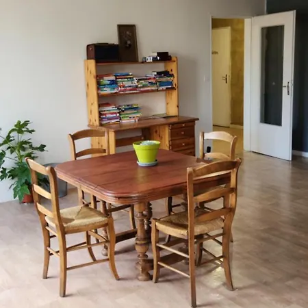 Ubytování v soukromí 74 M2 Entierement Privatif - Gare Troyes