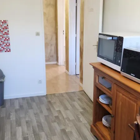 Appartement Proche De La Gare Entierement Privatif 74 M Homestay